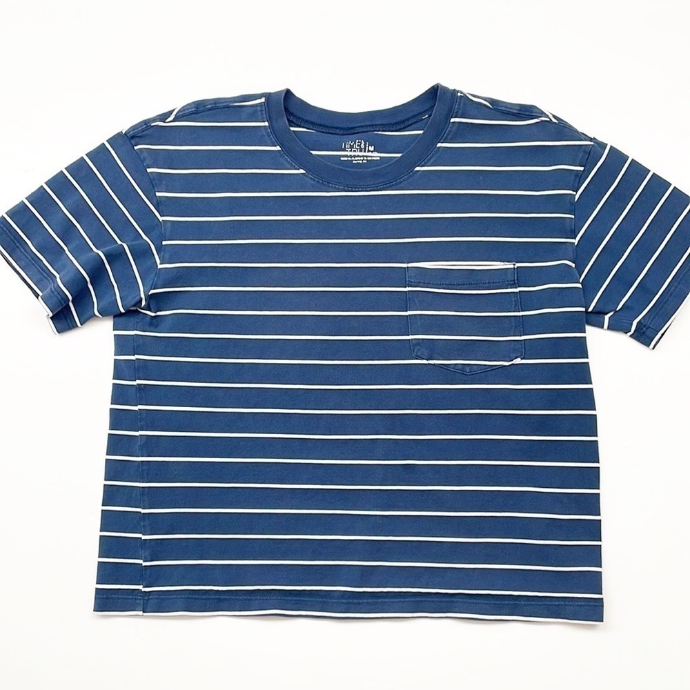 Time and Tru blue/white striped short sleeve t-shirt